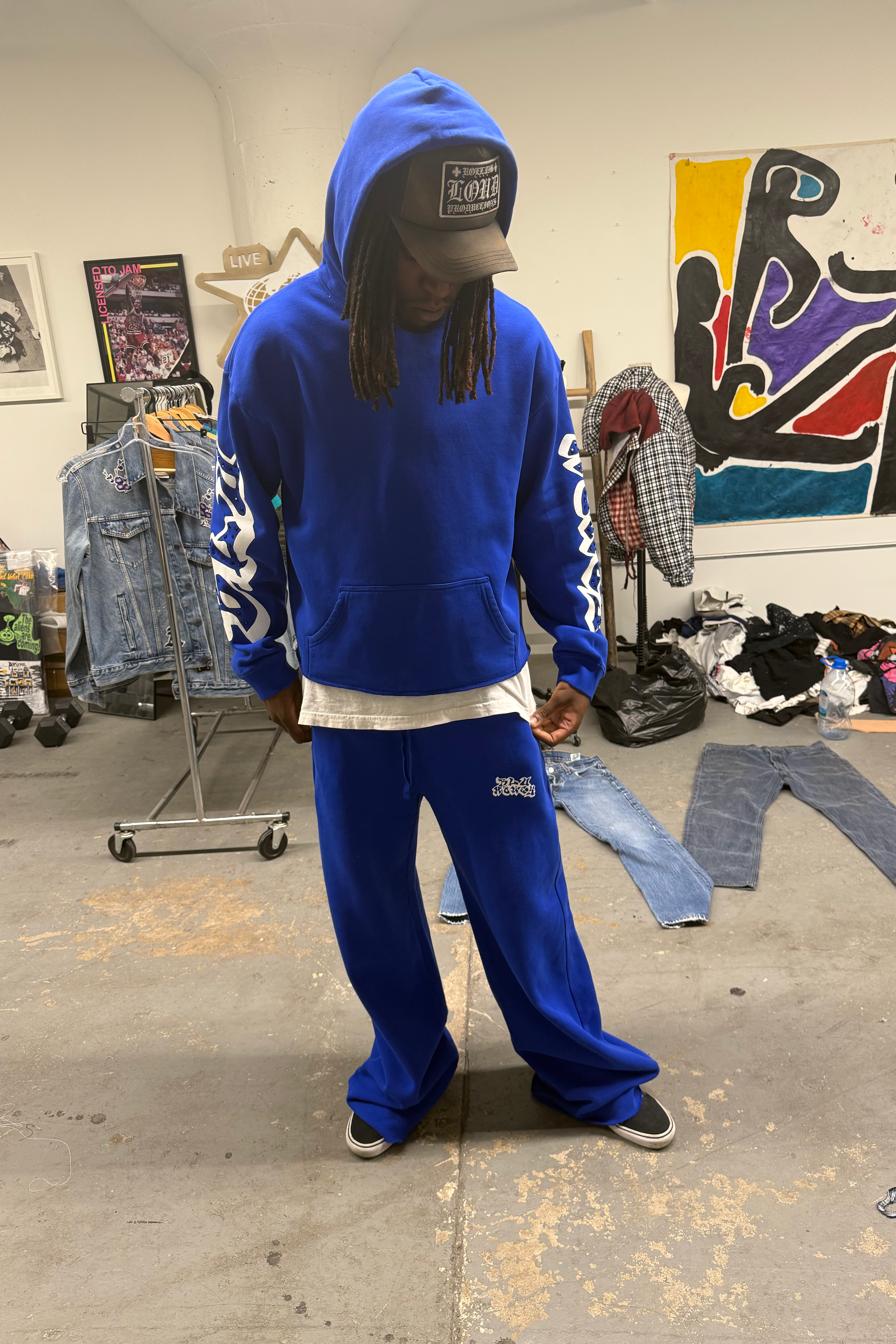 BLU SWEATS
